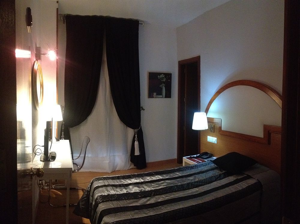 Hotel Don Jaime 54 Saragosse Extérieur photo